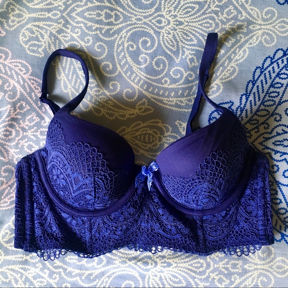 Victoria’s Secret: Body by Victoria lined demi bra